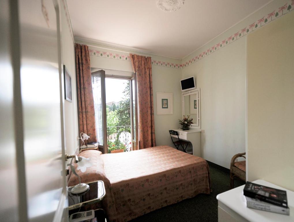 Hotel Villa Belvedere San Gimignano Habitación foto